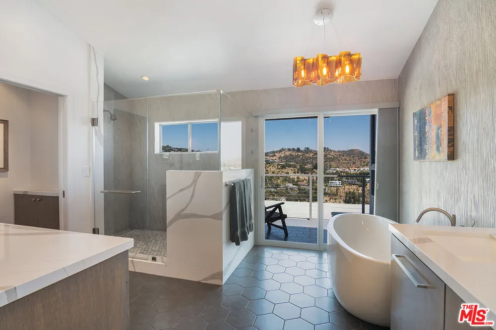 1904 Crescent Heights Boulevard Los Angeles, CA 90069