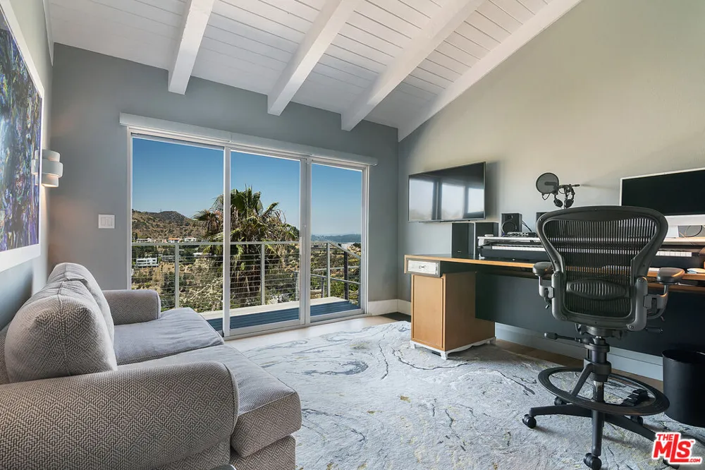 1904 Crescent Heights Boulevard Los Angeles, CA 90069