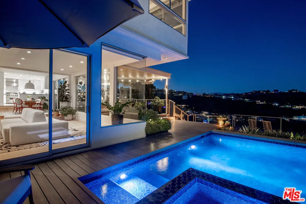 1904 Crescent Heights Boulevard Los Angeles, CA 90069