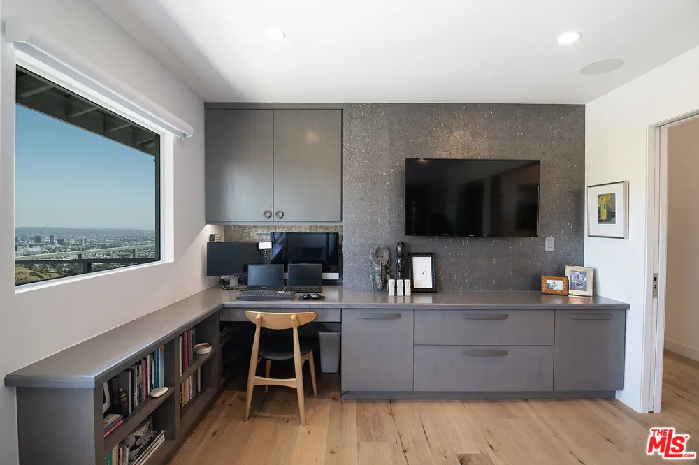 1904 Crescent Heights Boulevard Los Angeles, CA 90069