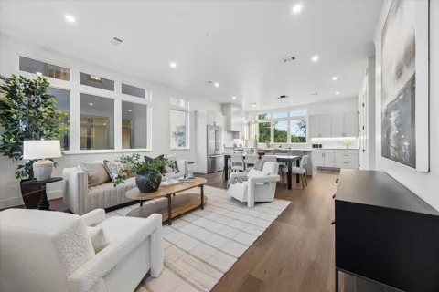 4101 Menchaca Road #204