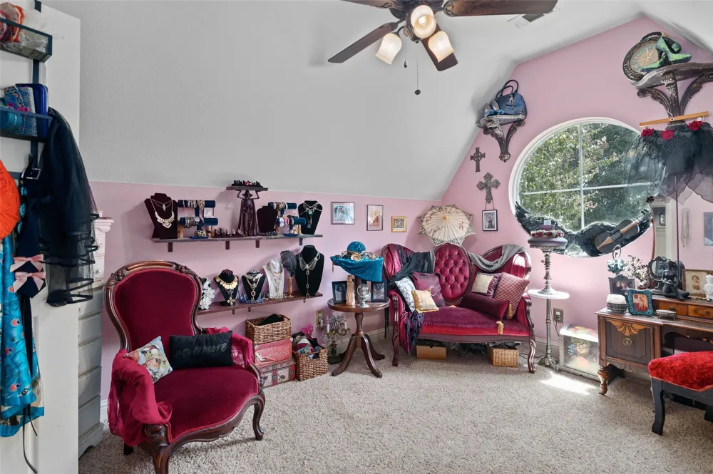 2220 Burning Tree Lane Denton, TX 76209