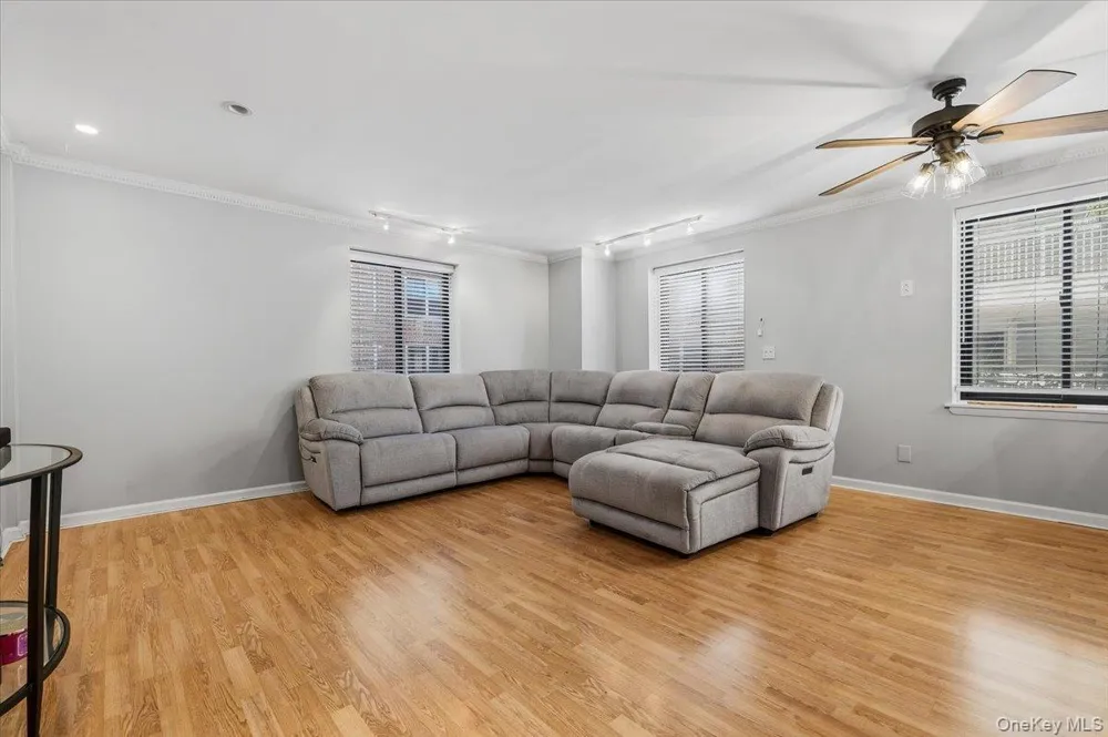 425 Shore Road #2D Long Beach, NY 11561