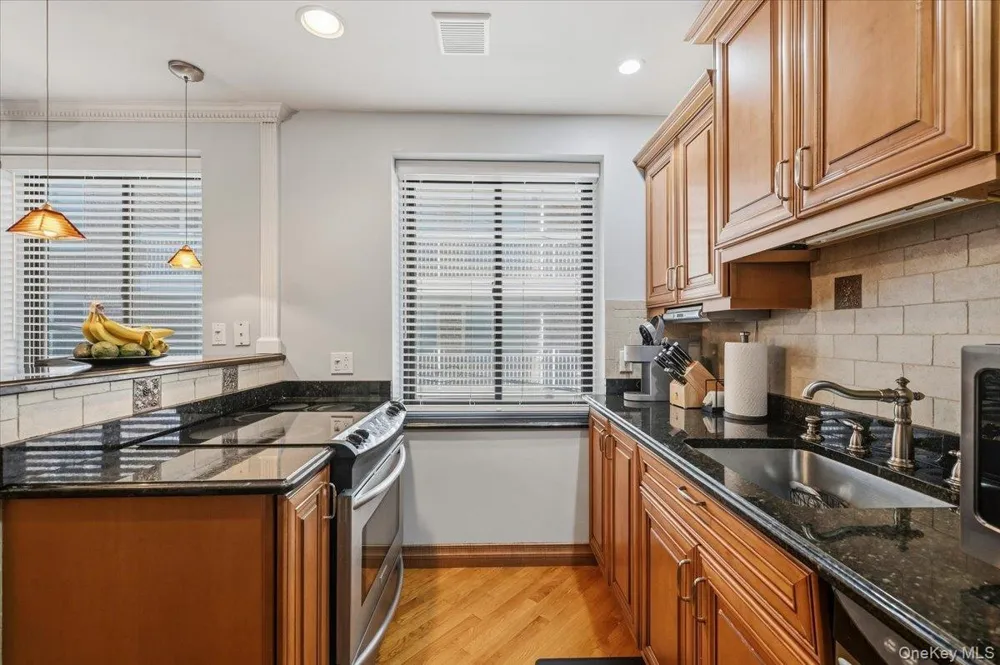 425 Shore Road #2D Long Beach, NY 11561