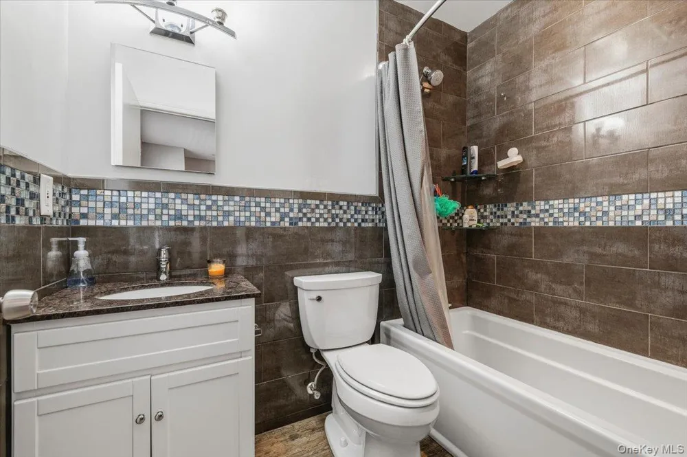 425 Shore Road #2D Long Beach, NY 11561