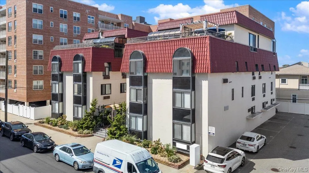 425 Shore Road #2D Long Beach, NY 11561