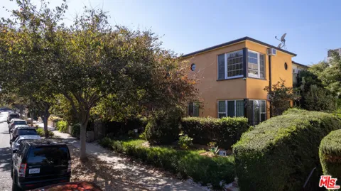 305 S Reeves Drive #305 B