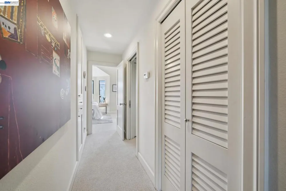 11 REGULUS CT Alameda, CA 94501