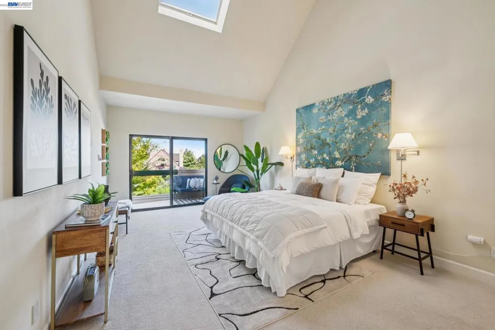 11 REGULUS CT Alameda, CA 94501