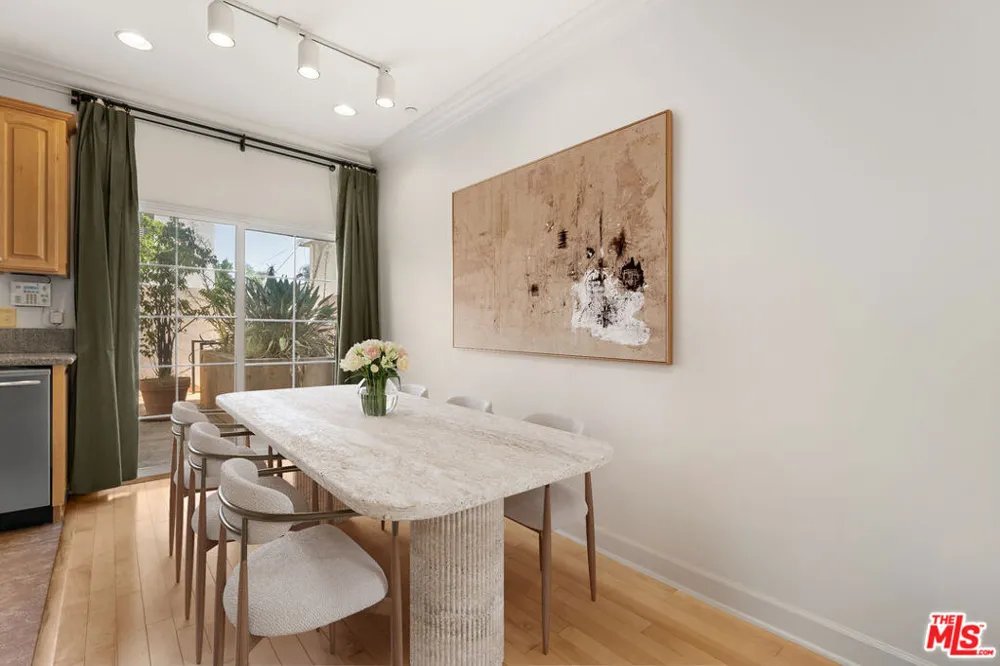 5312 Denny Avenue #7 North Hollywood, CA 91601