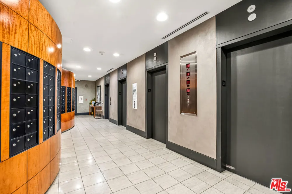 800 W 1st Street #3001 Los Angeles, CA 90012