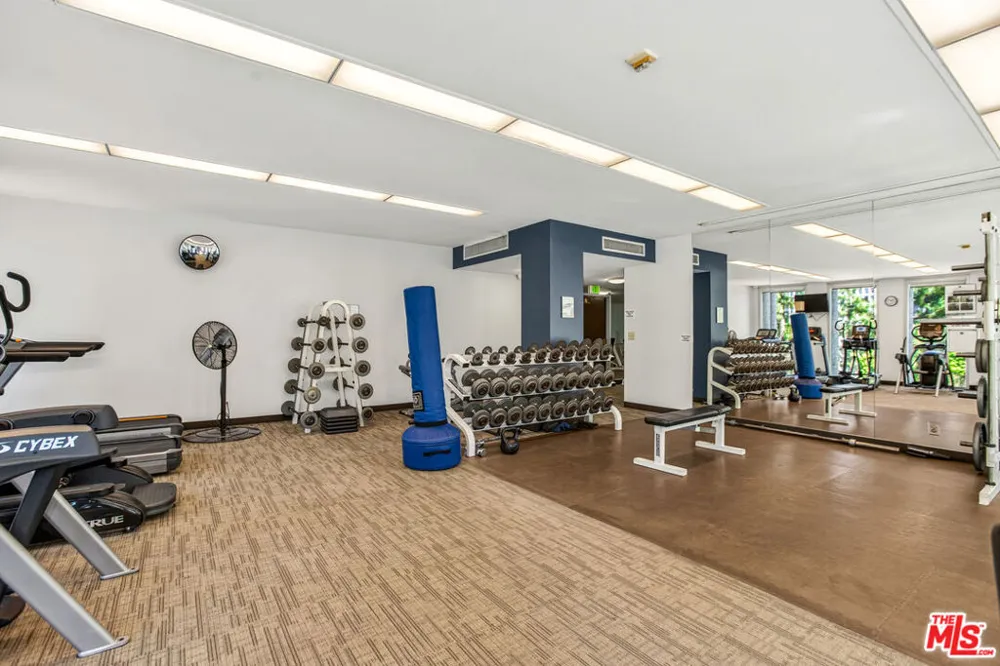 800 W 1st Street #3001 Los Angeles, CA 90012