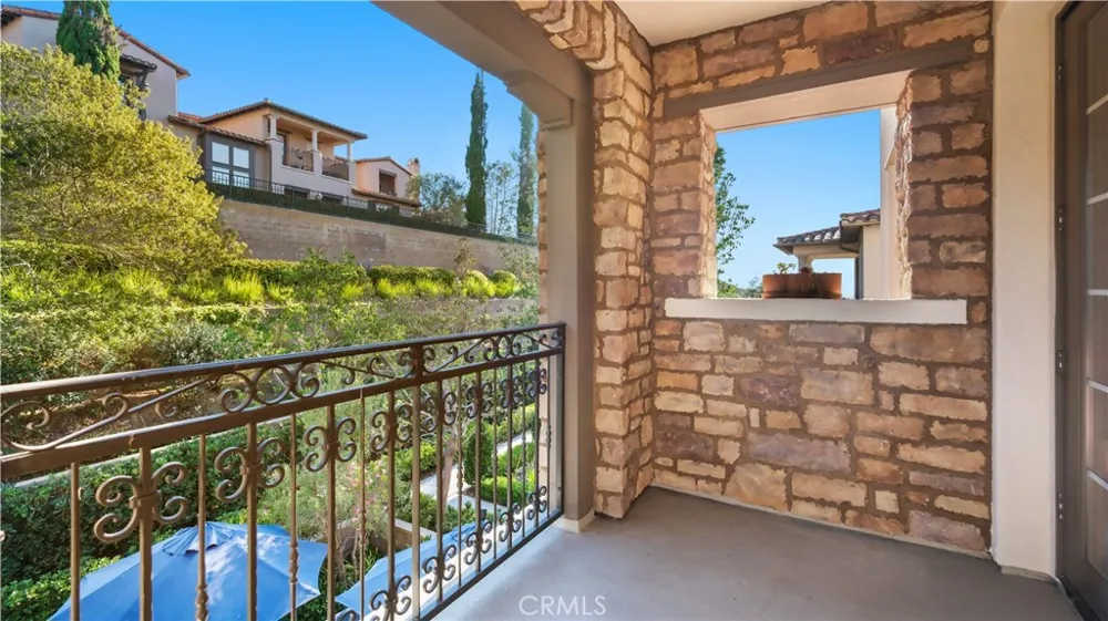 16 Talmont Newport Coast, CA 92657