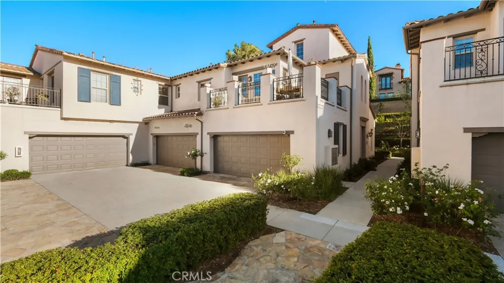 16 Talmont Newport Coast, CA 92657