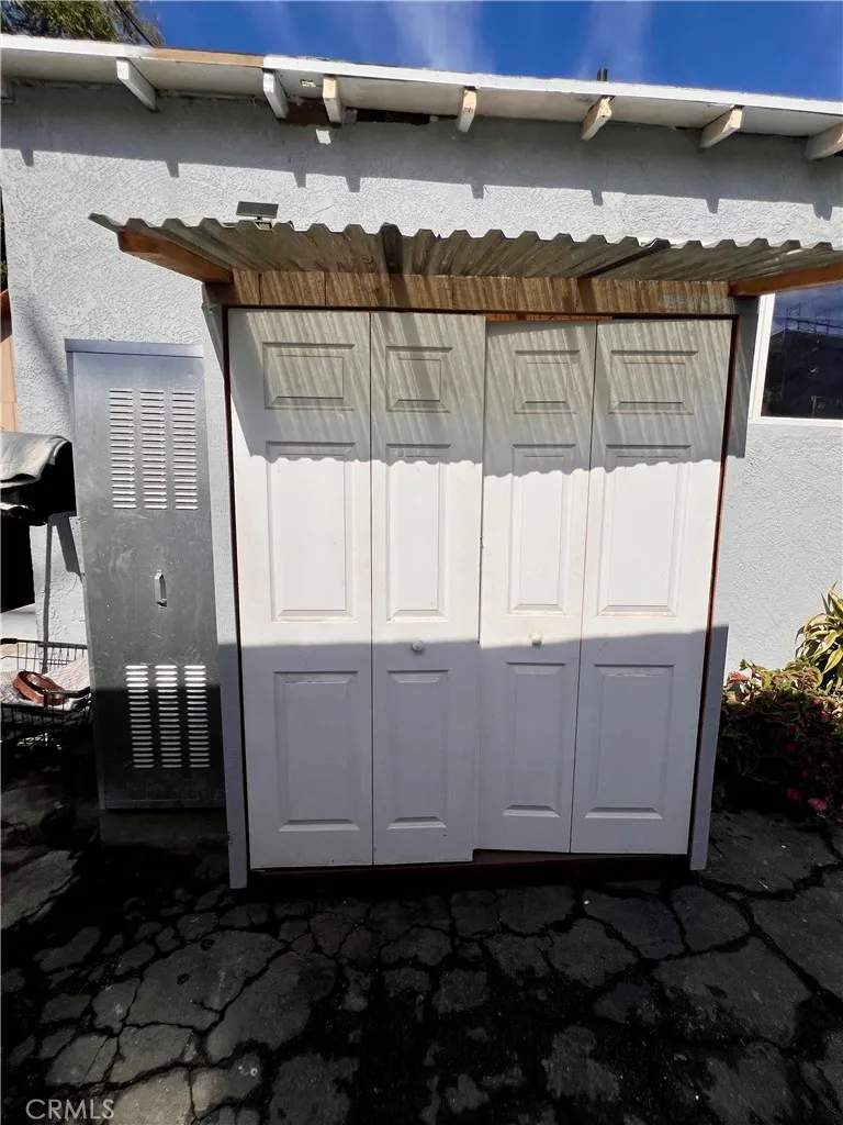 1474 W Compton Compton, CA 90220