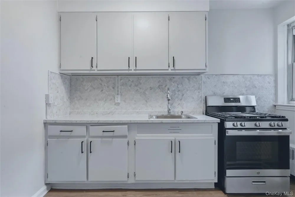 230 Pelham Road #4L New Rochelle, NY 10805