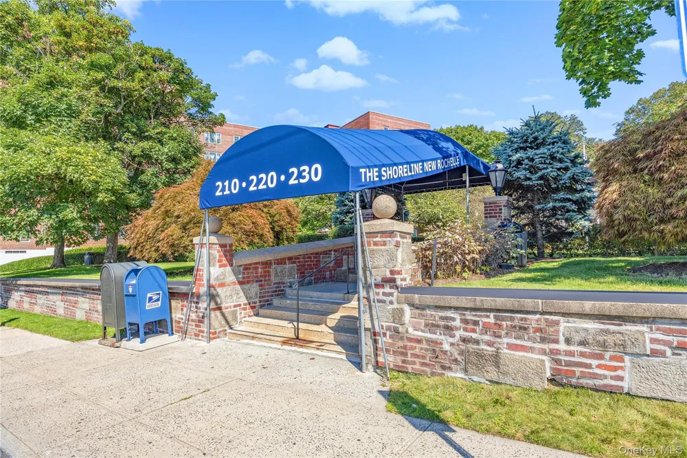 230 Pelham Road #4L New Rochelle, NY 10805