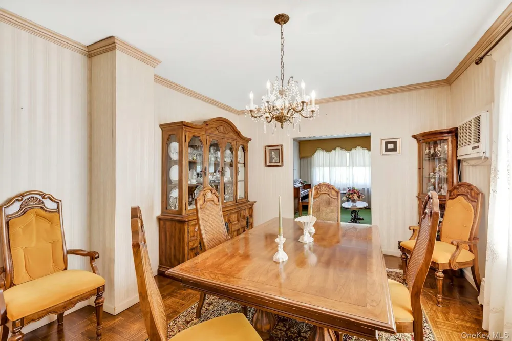 59 11th Street Hicksville, NY 11801