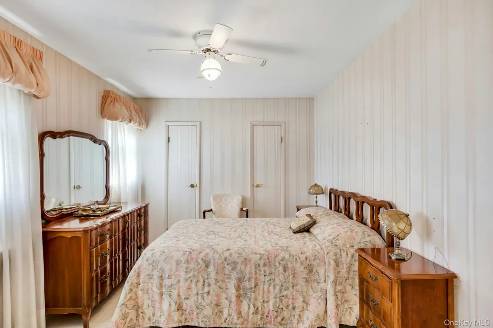 59 11th Street Hicksville, NY 11801