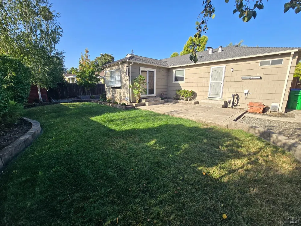 360 Monroe Street Napa, CA 94559