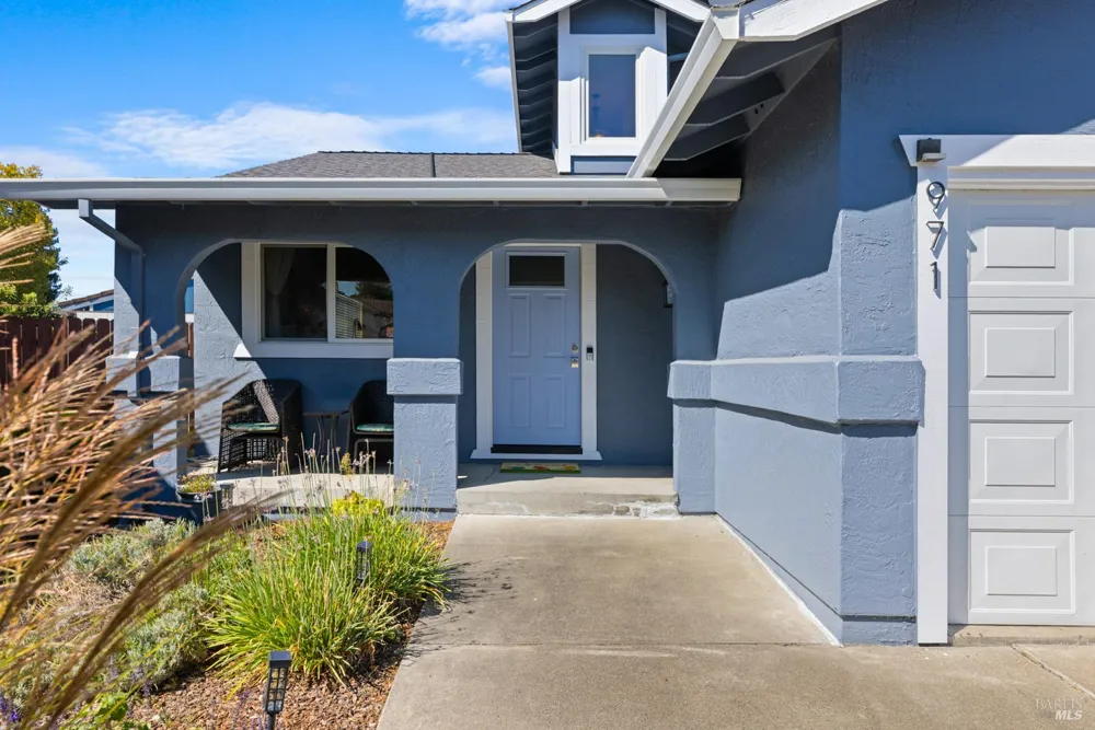 971 Hacienda Circle Rohnert Park, CA 94928