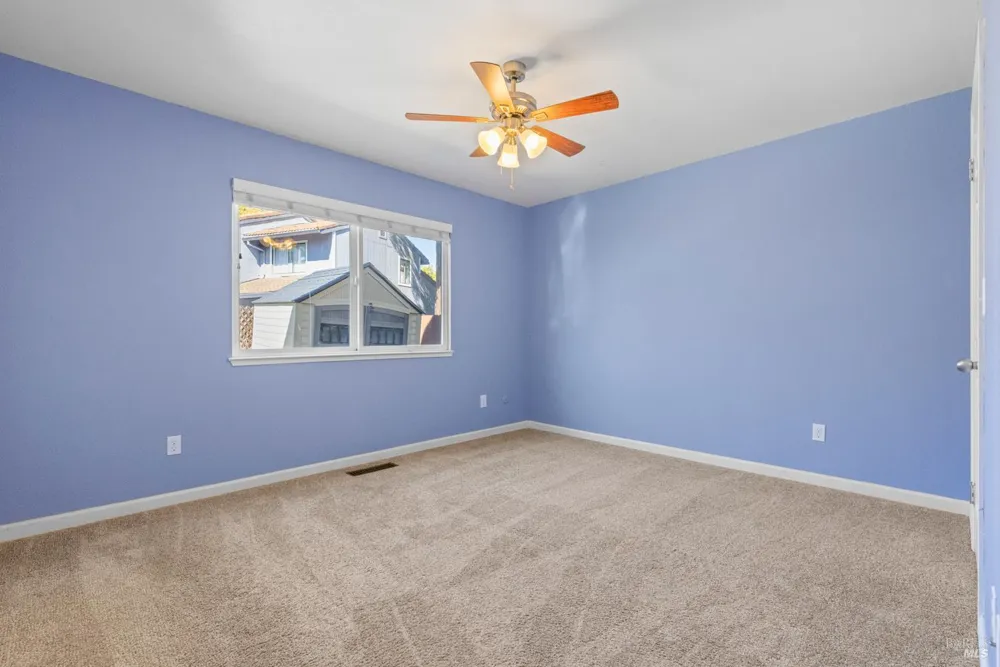 971 Hacienda Circle Rohnert Park, CA 94928