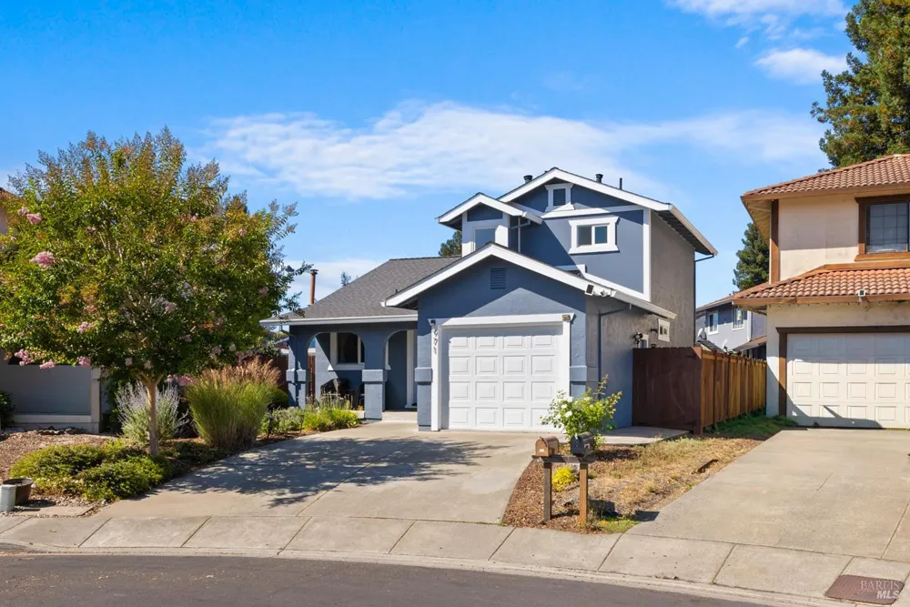 971 Hacienda Circle Rohnert Park, CA 94928