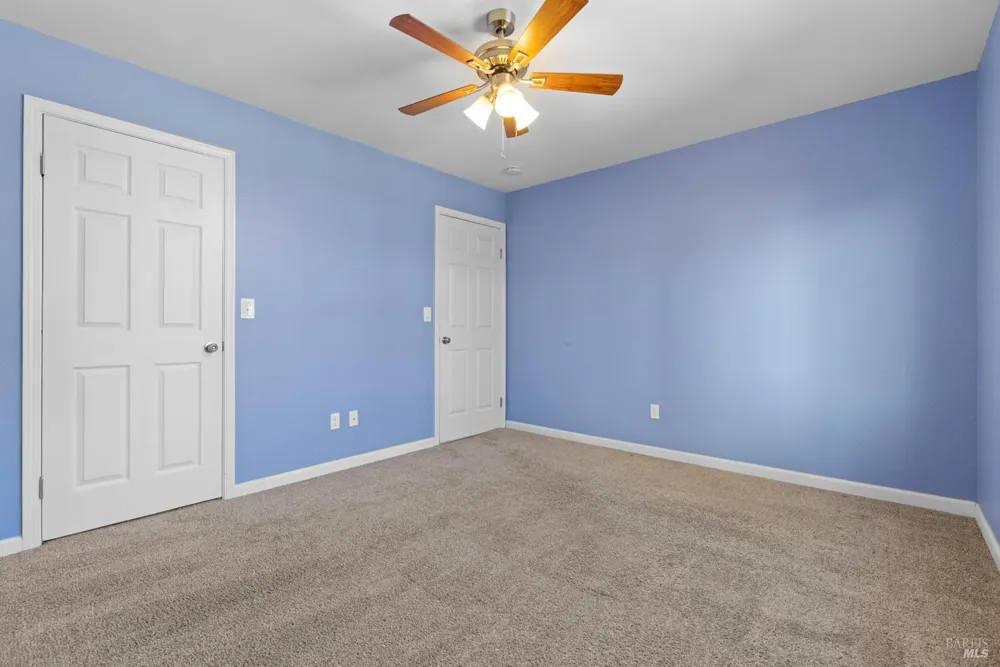 971 Hacienda Circle Rohnert Park, CA 94928