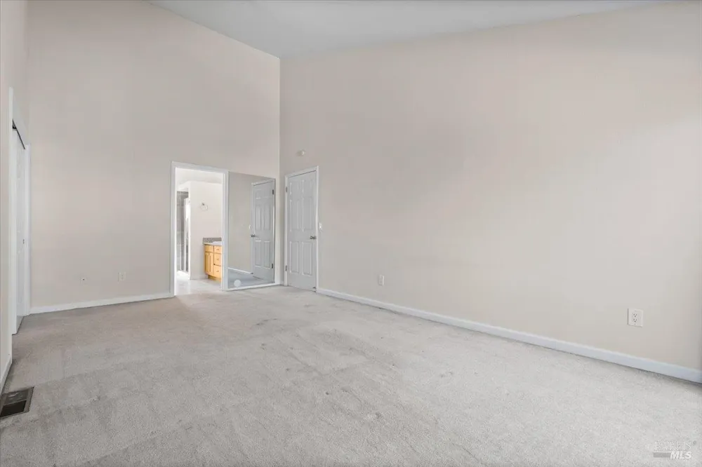 4736 Shade Tree Lane Santa Rosa, CA 95405