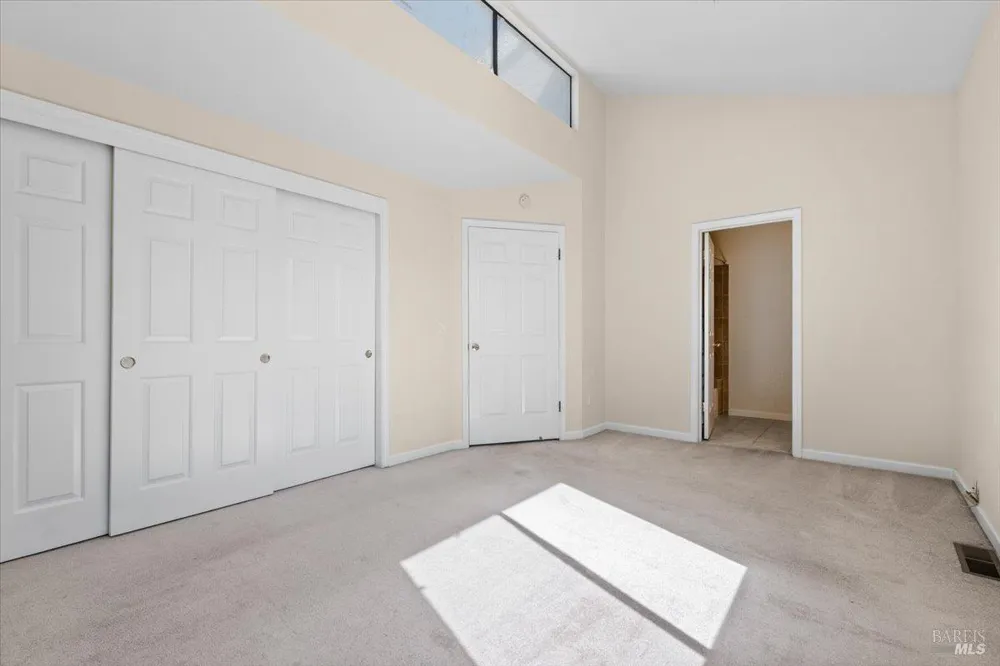 4736 Shade Tree Lane Santa Rosa, CA 95405