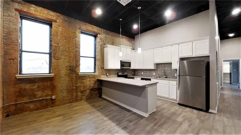 212 Bryan #201 Bryan, TX 77803