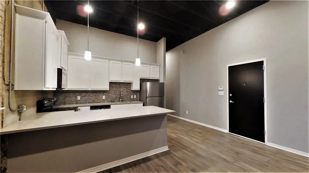 212 Bryan #201 Bryan, TX 77803