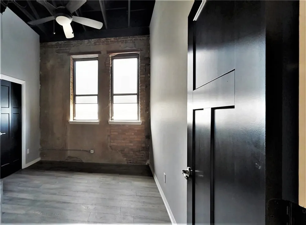 212 Bryan #201 Bryan, TX 77803