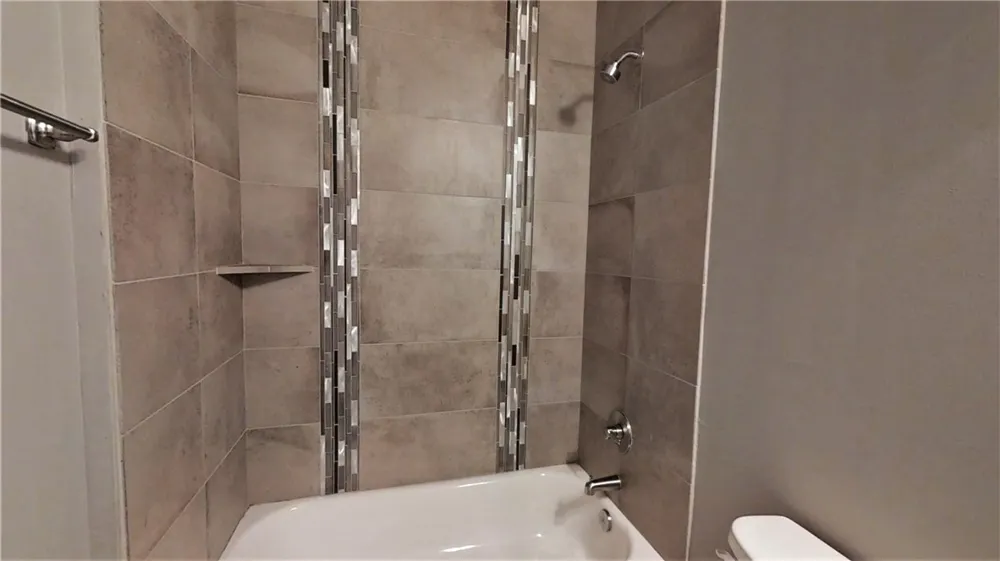 212 Bryan #201 Bryan, TX 77803