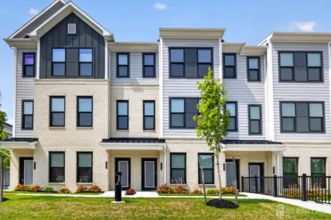 1103 Greenwich Drive