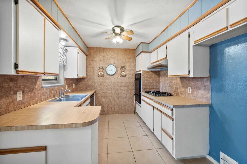 3504 Carriage Hill Drive Forest Hill, TX 76140