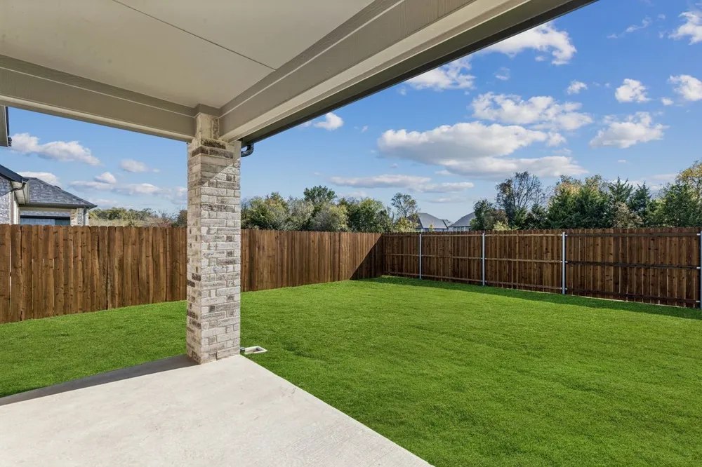 3215 Dahlia Lane Gunter, TX 75058