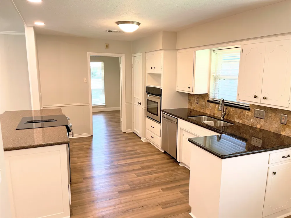 4847 Twin Post Road Dallas, TX 75244