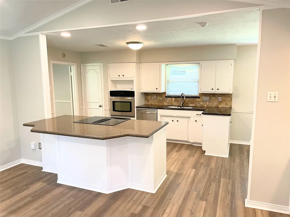 4847 Twin Post Road Dallas, TX 75244