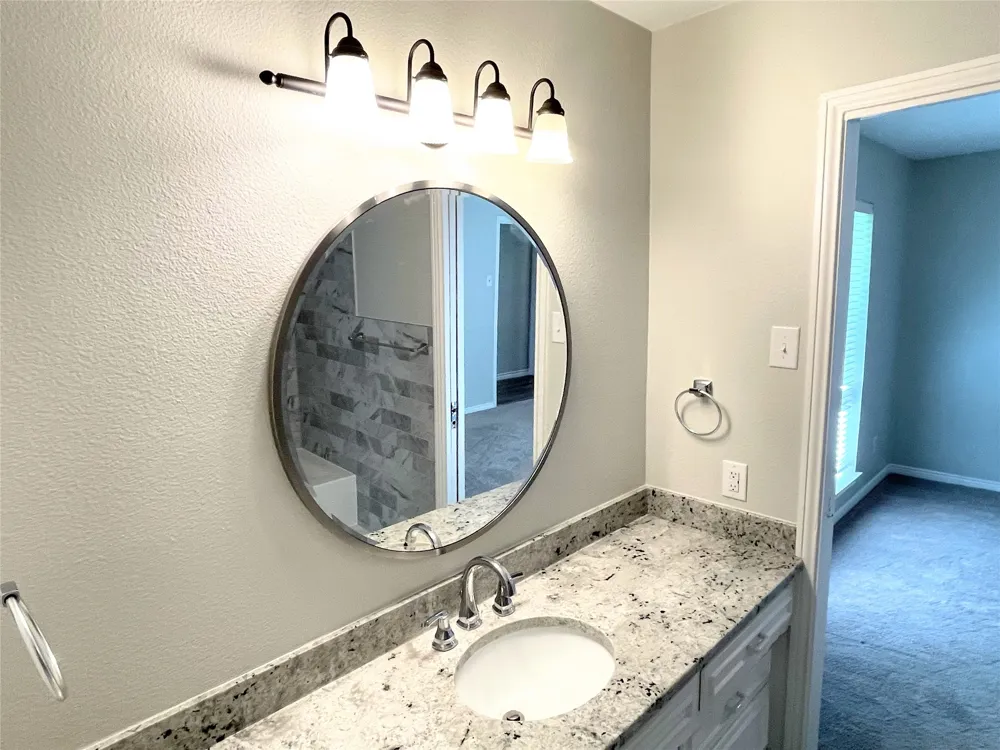 4847 Twin Post Road Dallas, TX 75244