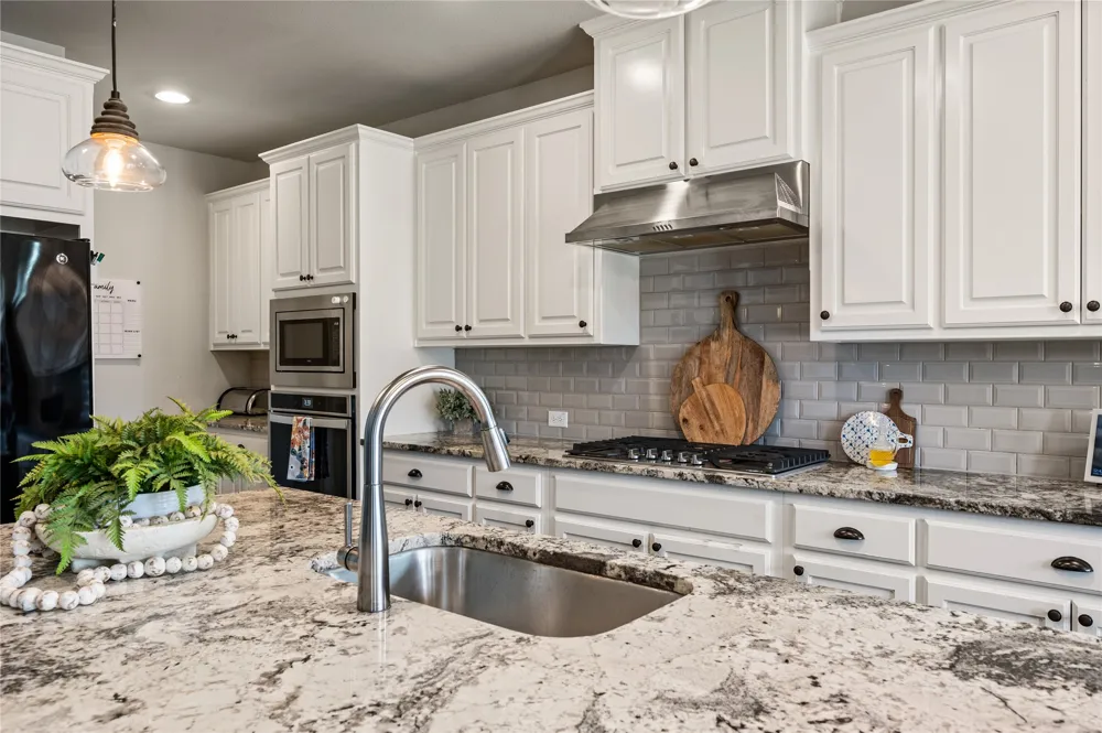 12213 Beatrice Drive Fort Worth, TX 76052
