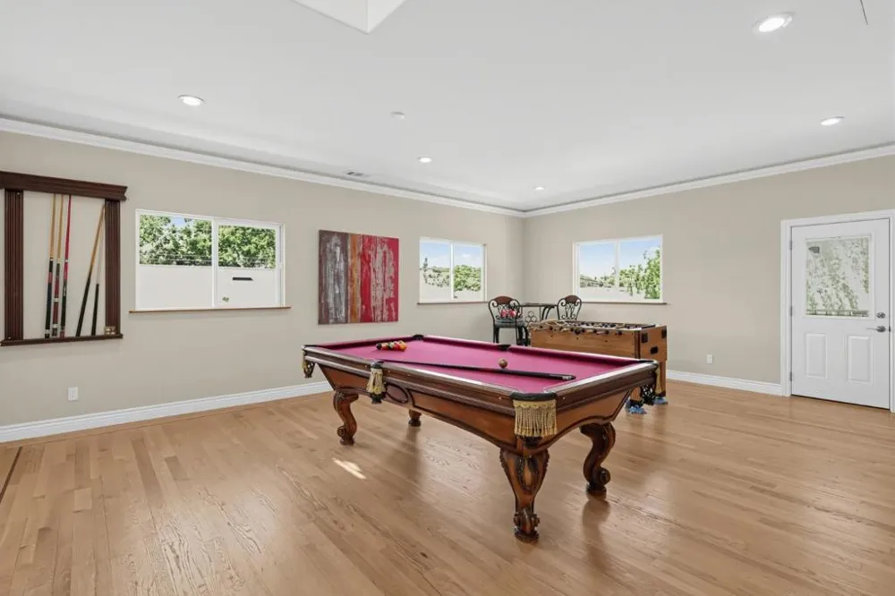1507 Valota Road Redwood City, CA 94061