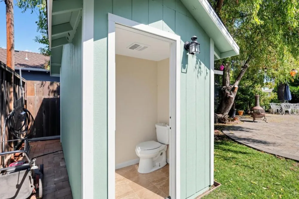 1507 Valota Road Redwood City, CA 94061