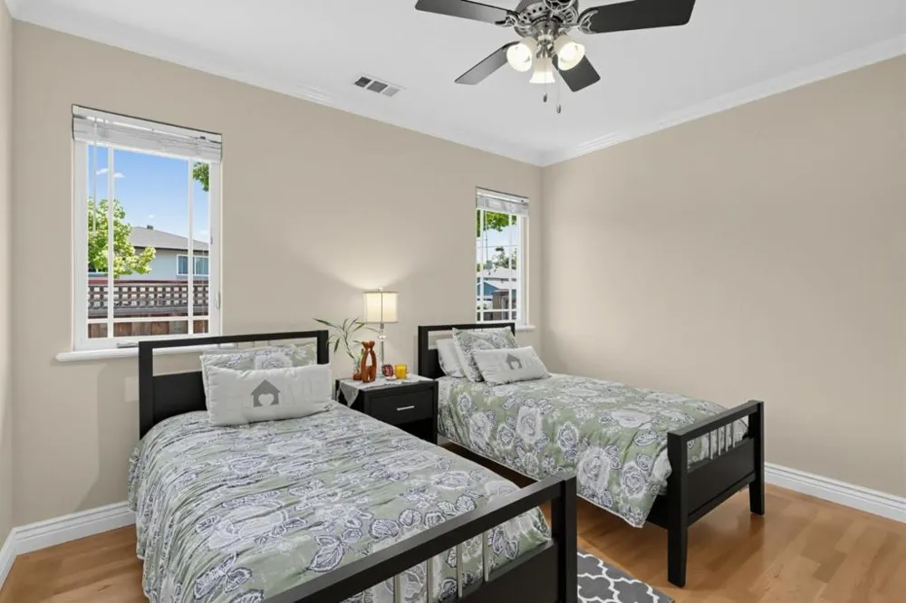 1507 Valota Road Redwood City, CA 94061