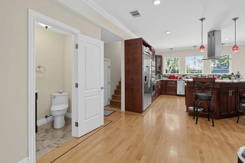 1507 Valota Road Redwood City, CA 94061