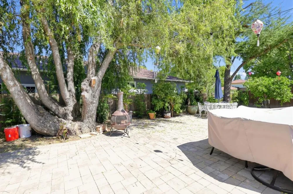 1507 Valota Road Redwood City, CA 94061