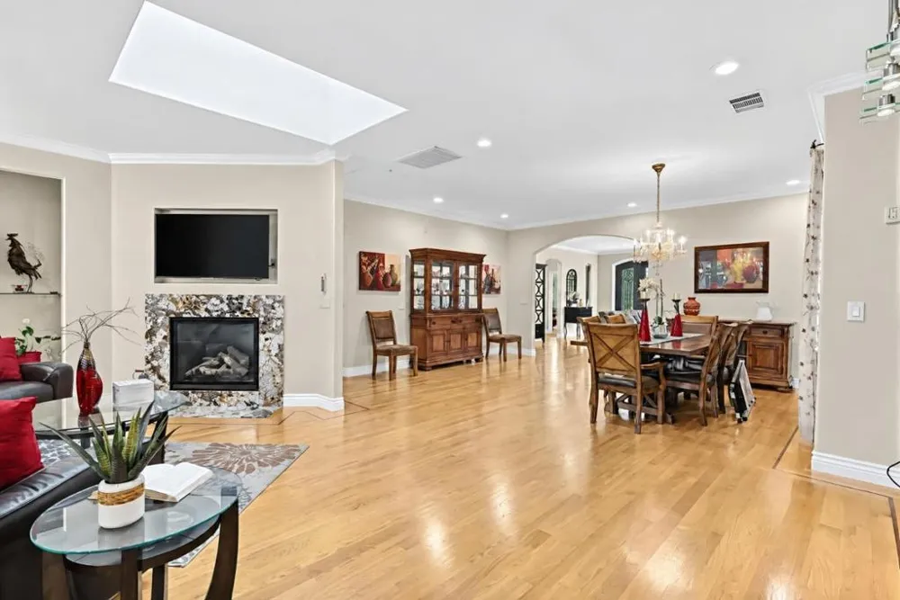 1507 Valota Road Redwood City, CA 94061