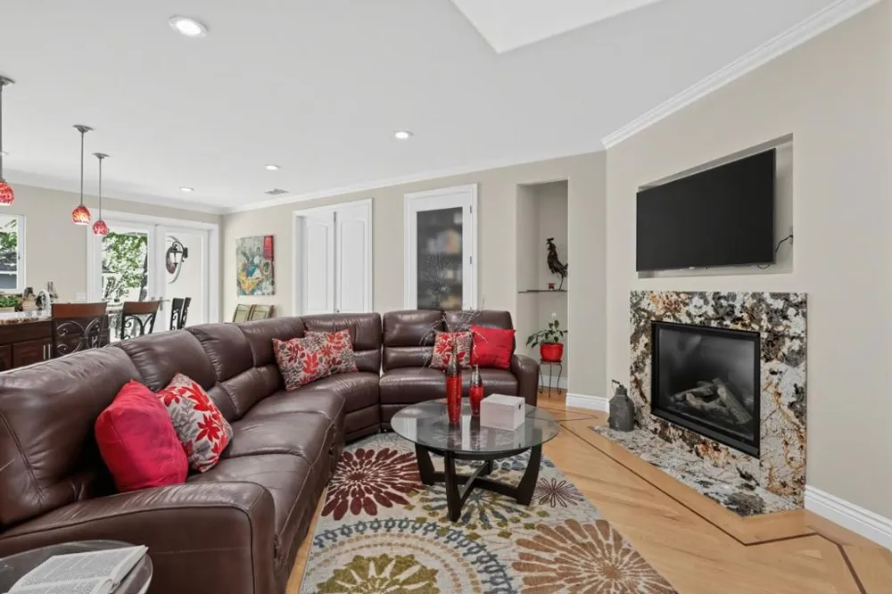 1507 Valota Road Redwood City, CA 94061