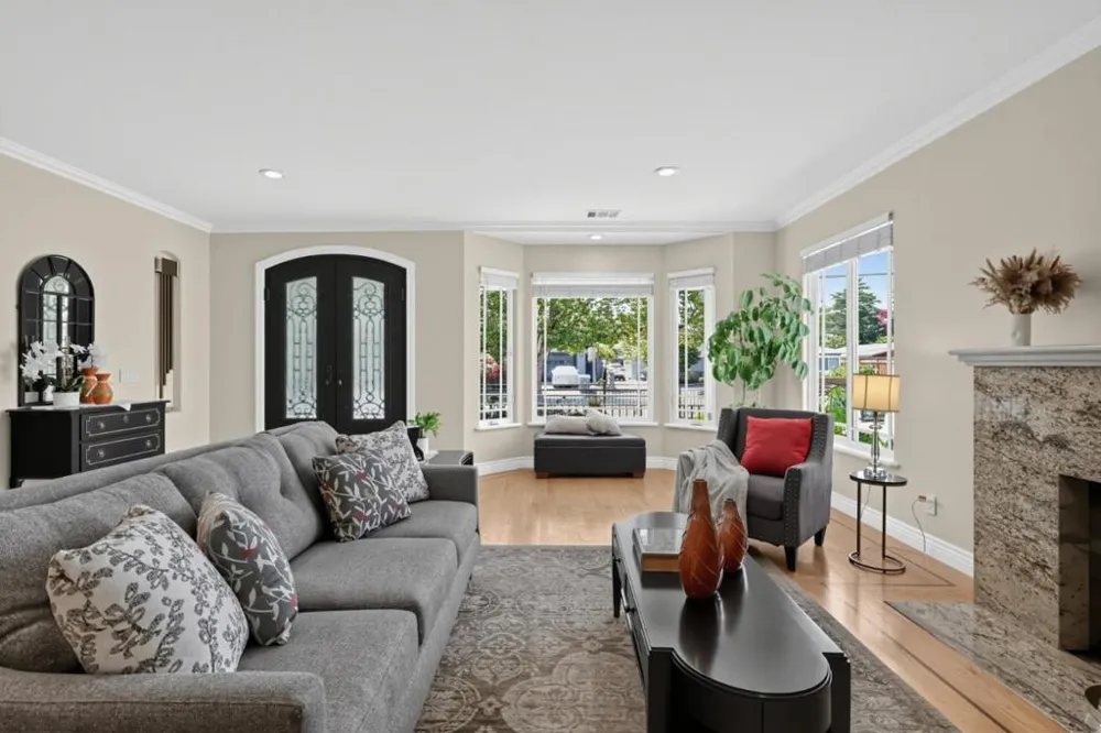 1507 Valota Road Redwood City, CA 94061