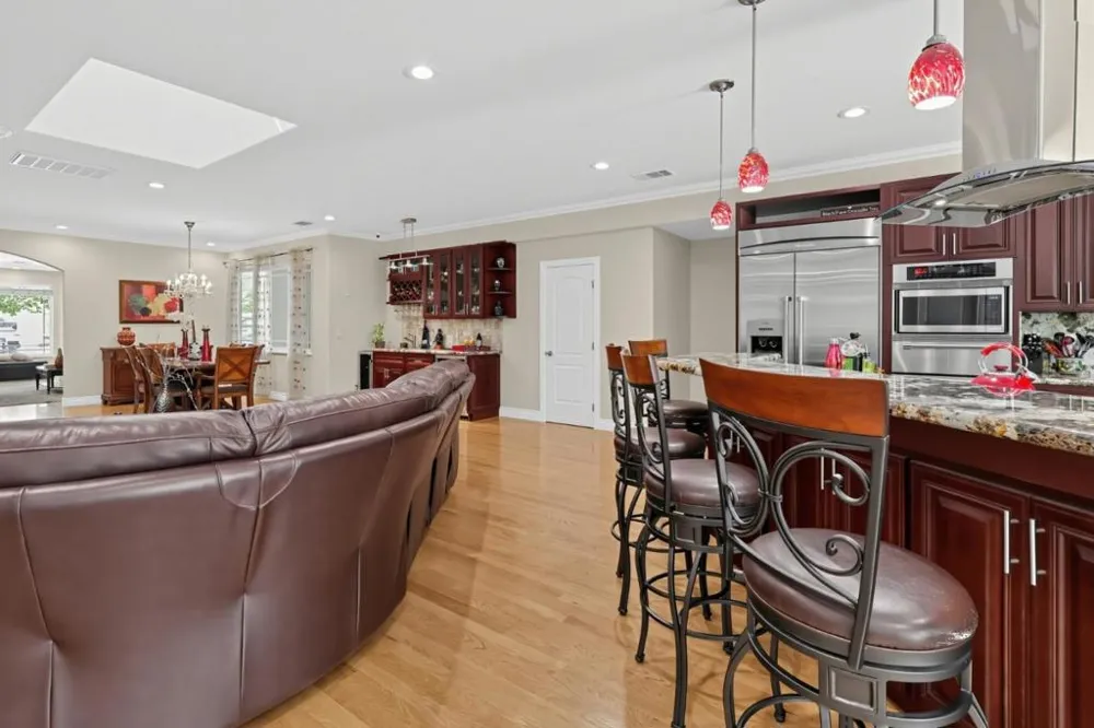1507 Valota Road Redwood City, CA 94061